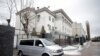 Rusija je navela 12. februara da je povukla dio svog diplomatskog osoblja iz ambasade u Kijevu.