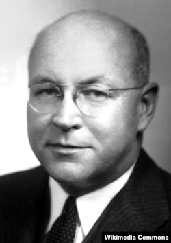 Венделл Стенлі (1904-1971), американський вірусолог і біохімік