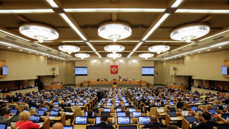 Ligjvënësit rusë zgjerojnë ligjin për “informacionet e rreme”