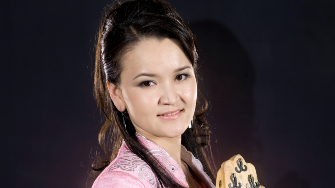 Аққұба таңғажайып терең жұлдыруды береді