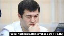 Окружний адміністративний суд Києва 11 грудня поновив Романа Насірова на посаді голови Державної фіскальної служби України