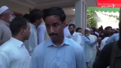 د خیبر پښتونخوا اعلا وزیر د پېښور بس پروژه بشپړوي