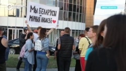 Смерть и баррикады. Протесты в Беларуси. День второй (видео)