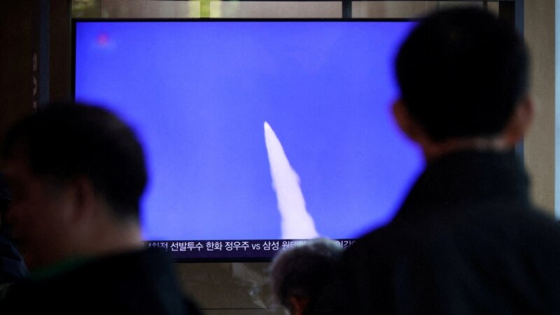 Koreja e Veriut paralajmëron për më shumë “veprime sulmuese”