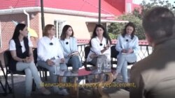 Зеленский: Россия будет превращать крымчан в обслуживающий персонал