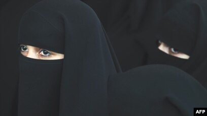 Матюнинамен тергеу изоляторындағы секс