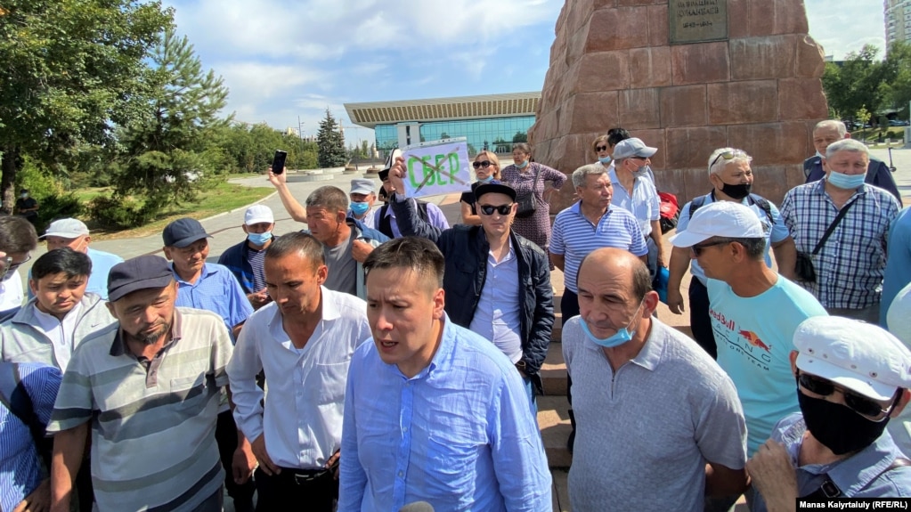 Тіркелмеген "Демократиялық партияның" митингісі. Алматы, 18 қыркүйек 2021 жыл. 