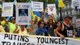 People demonstrate in support of Ukraine ahead of meetings between US President Donald Trump, Ukrainian President Volodymyr Zelenskyy, and European leaders in Washington, D.C. on August 18.