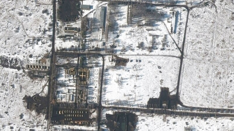 Satelitski snimci pojačanja ruske vojske blizu Ukrajine