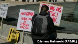 Građani Sarajeva poručuju da je antiratna pozicija jedina opcija
