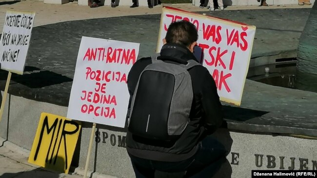 Građani Sarajeva poručuju da je antiratna pozicija jedina opcija