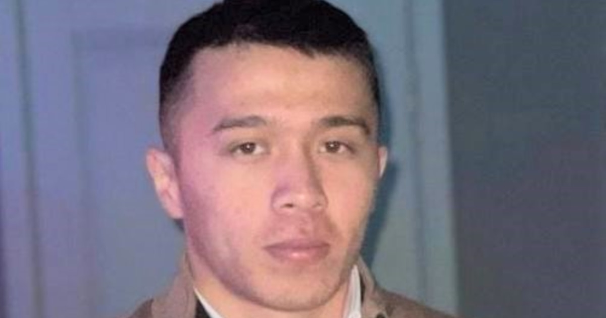 Көпшілік жас қызды аяусыз ұрып-соғып жатқан порно видео