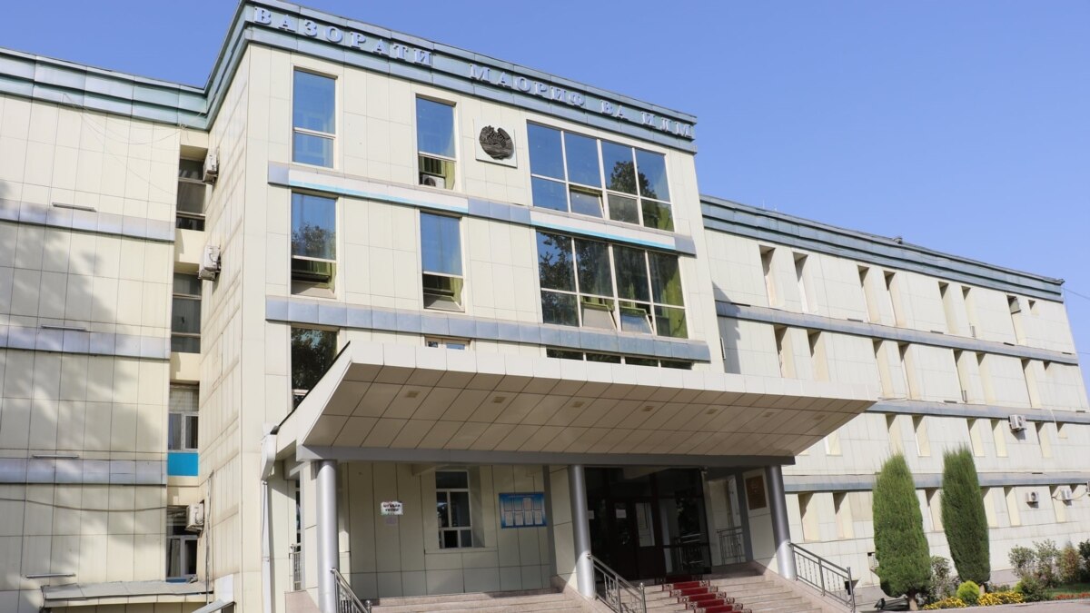 Минобрнауки Таджикистана в ответ Радио Озоди: количество кандидатов и ...
