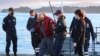 Гръцките власт евакуираха пътниците на ферибота на остров Корфу в Йонийско море. 
