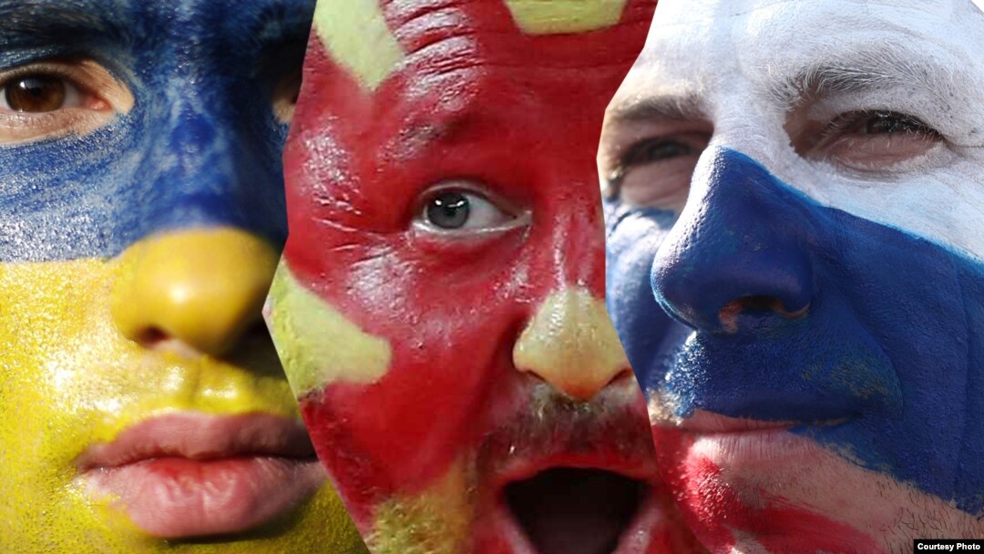 Илустрација, мажи со обоени лица во боите на знамињата на Македонија. Украина и Русија 