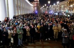 Protest împotriva războiului în Sankt Petersburg, Rusia, 24 februarie 2022.