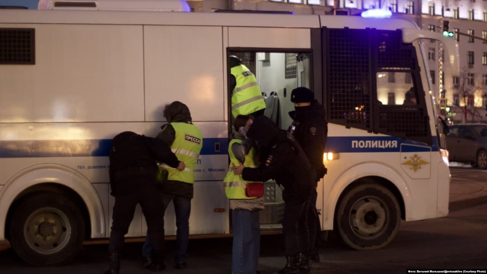 Митинг 12.03 2024. Полиция арест. Задержания в Москве вчера.