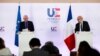 Francuski ministar vanjskih poslova Jean-Yves Le Drian i visoki predstavnik EU za vanjsku politiku Josep Borrell održali su konferenciju za novinare nakon vanrednog sastanka ministara vanjskih poslova EU na kojem se razgovaralo o ukrajinskoj krizi, u Parizu, 22. februara 2022. 