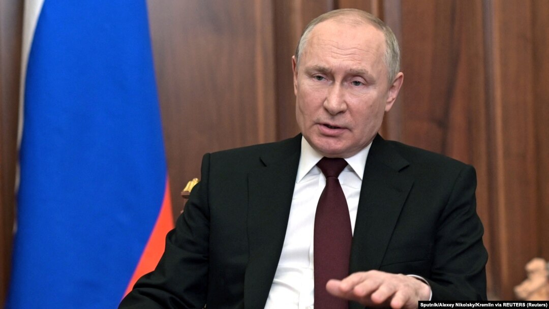 Владимир Путин илгә махсус мөрәҗәгать белән чыгыш ясый