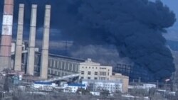 Tüzérségi találat miatt lángol egy erőmű Ukrajnában, a szeparatista területek közelében
