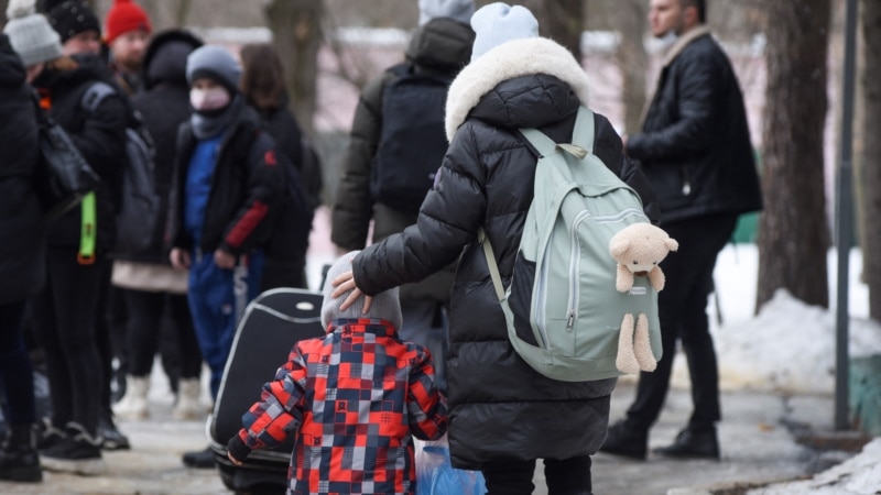 Посольство КР в Украине сообщило об эвакуации еще нескольких семей кыргызстанцев 