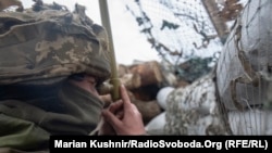 На позиции украинских военных в Донбассе, вблизи Горловки, 17 февраля 2022 года.