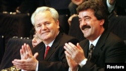 Milošević (lijevo) i Bulatović u Beogradu, 1. decembar 1998.