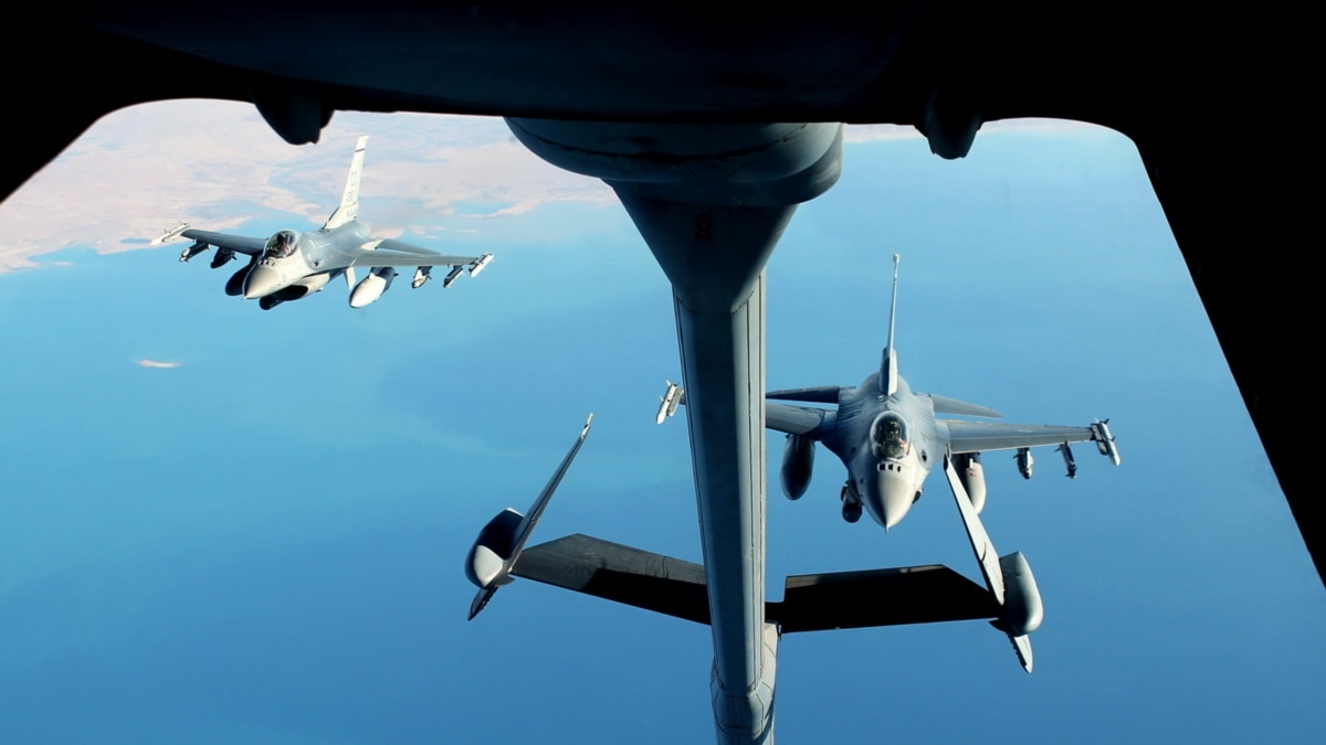Парламентът окончателно одобри покупката на още 8 нови изтребителя F-16C/D