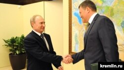 Владимир Путин и Олег Кувшинников