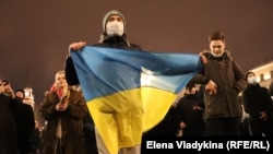 Акція проти війни Росії в Україні, Санкт-Петербург, вечір 24 лютого 2022 року