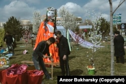 Ornaments on a lawn in Samarkand in 2019