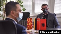 Лидерите на ВМРО-ДПМНЕ и на БЕСА Христијан Мицкоски и Биљал Касами