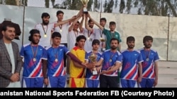 د روزنتون لوبډله