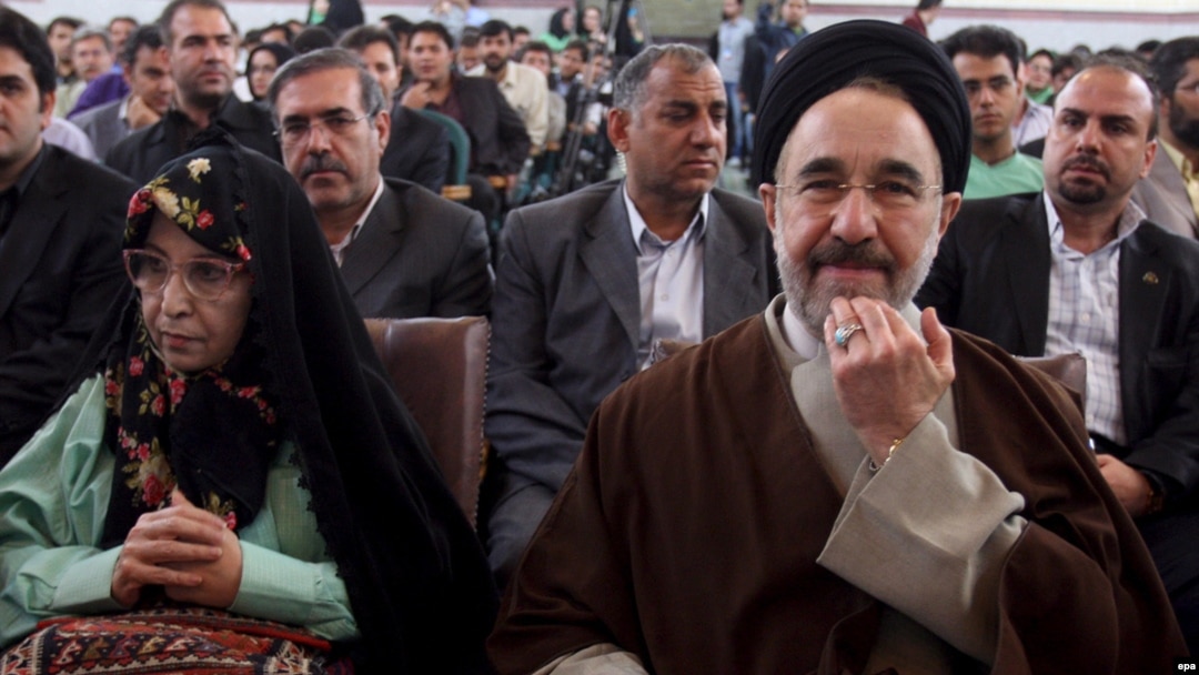 محمد خاتمی و زهرا رهنورد در هفتمین کنگره حزب جوانان ایران اسلامی که روز جمعه برگزار شد