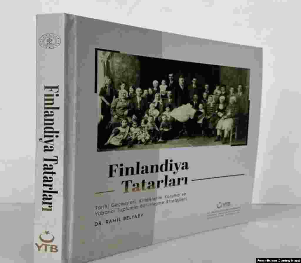 &quot;Finlandiya tatarlari&quot; 300 битле, калын тышлы, сыйфатлы кәгазьдә бастырылган. 500 данәдә нәшер ителгән. Төркиядә кызыксыну булса, китап тагын өстәмә тираж белән басылып чыга ала.Аны Төркиядә онлайн аша сатып алып була. Бәясе &mdash; 722,50 лира, бу Русия акчасы белән 2 мең сумнан артык дигән сүз.