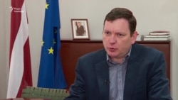 Посол Латвії за два роки заговорив українською на знак поваги до України – відео