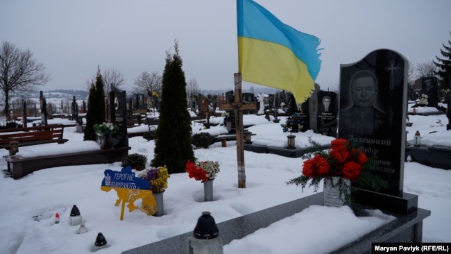 Могила невідомого воїна до ексгумації