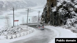 Долон ашуусу. Иллюстрациялык сүрөт.