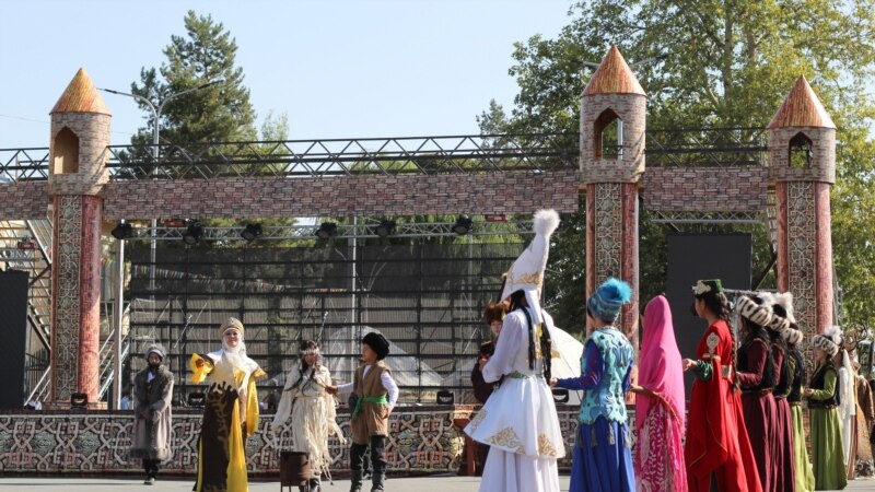 Бишкекте эл аралык музыка жана бий конгресси өтөт