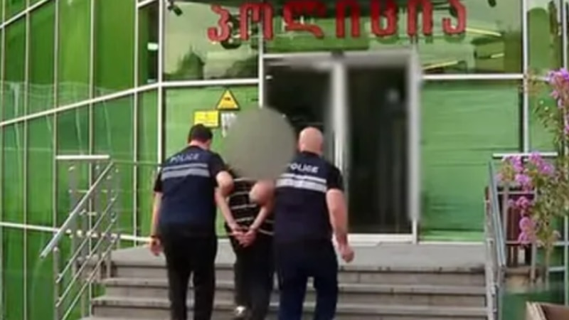 შსს აცხადებს, რომ პირველ აგვისტოს პარლამენტთან აქციაზე მომხდარ ინცინდენტთან დაკავშირებით ორი პირი დააკავეს