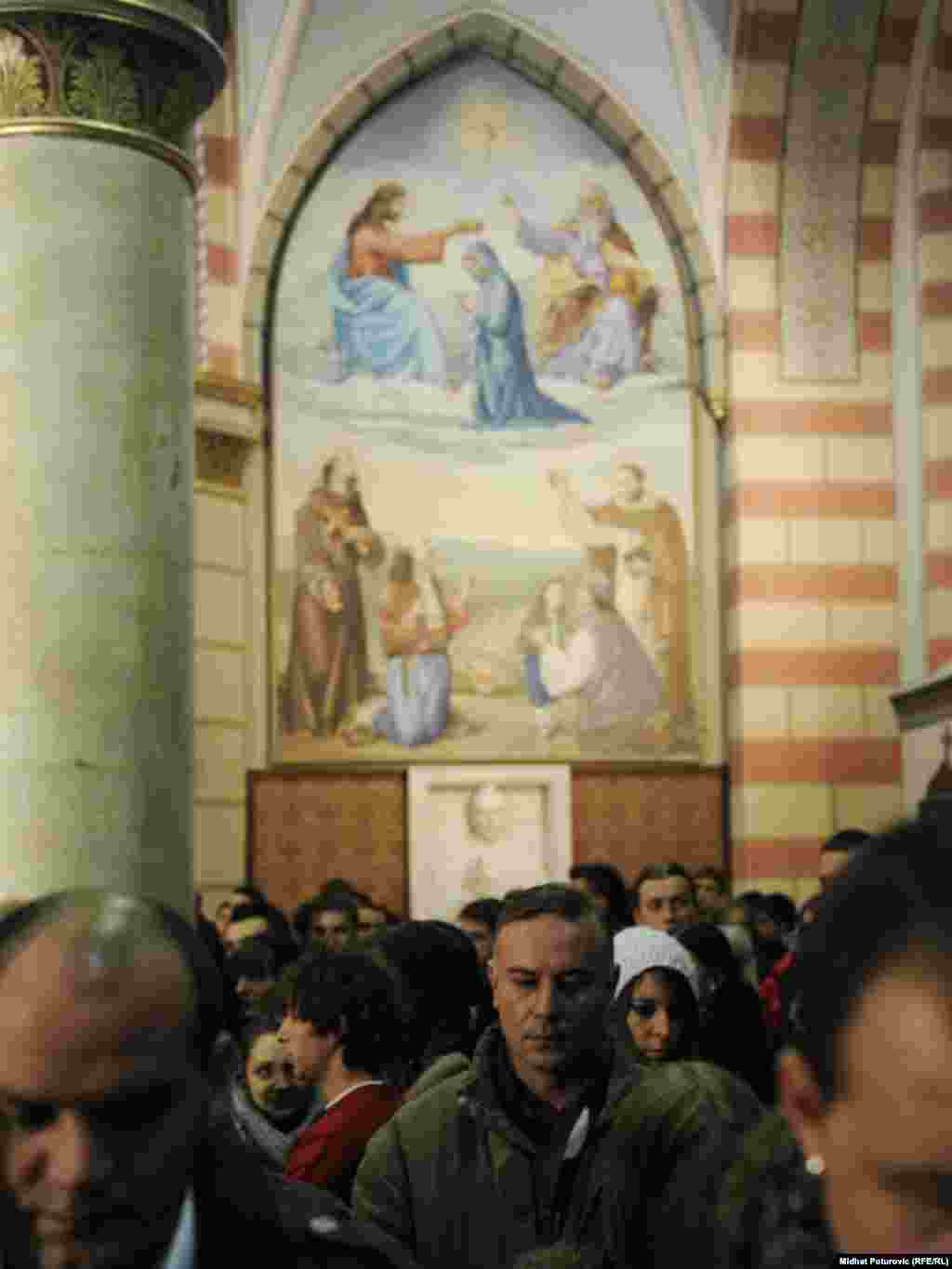 Misa ponoćka u Katedrali Srca Isusova, Sarajevo