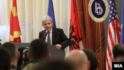 Ali Ahmeti - Lider i Bashkimit Demokratik për Integrim