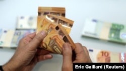 “Ekziston rreziku që donacionet individuale të përdoren si mbulesë për burime të tjera financimi".