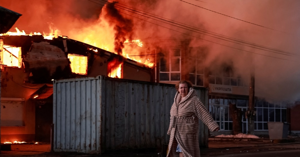 У Броварському районі на Київщині після атаки дронів палають склади - влада