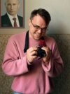 Россия попросила учителя снять пропаганду войны. Он создал признанный документальный фильм (видео) Россия попросила учителя снять пропаганду войны. Он создал признанный документальный фильм (видео)