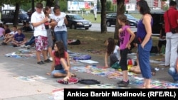 Zagreb, ulični market polovnih udžbenika, foto iz arhive