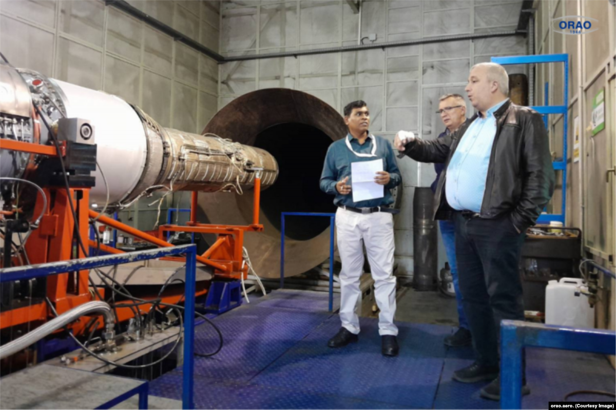 U maju 2025. dogovorena je saradnja Vazduhoplovnog zavoda Orao i kompanije Hindustan Aeronautics Limited
