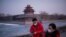 Bilanțul infecțiilor cu noul coronavirus din Wuhan a depășit 2.000 de persoane, duminică.