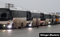 Автобуси місії з евакуації цивільних з окупованих Росією Олешків. 30 жовтня 2026 року