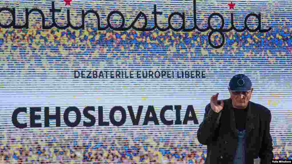 Vasile Botnaru, șeful redacției din Chișinău a Europei Libere și moderatorul discuției de la Muzeul Armatei, Chișinău, 17 octombrie 2018.